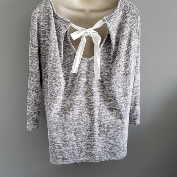 Market & Spruce Sweaters - Market & Spruce key hole ribbon tie back sweater